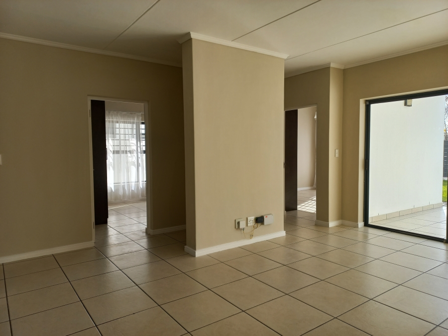 To Let 3 Bedroom Property for Rent in De Velde Western Cape